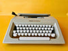 Working Typewriter Olivetti Lettera 25 Beige Spanish QWERTY