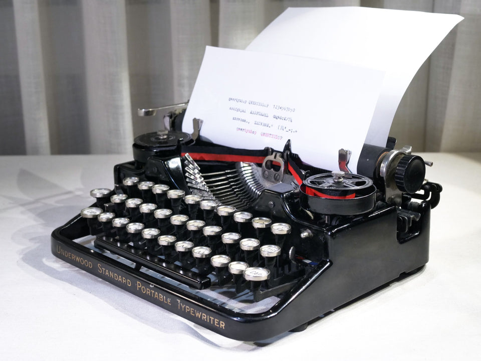 Underwood Standard Portable Typewriter 1921 Black – Working Manual with Case