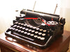 Underwood Standard Portable black typewriter 1921 vintage manual with case