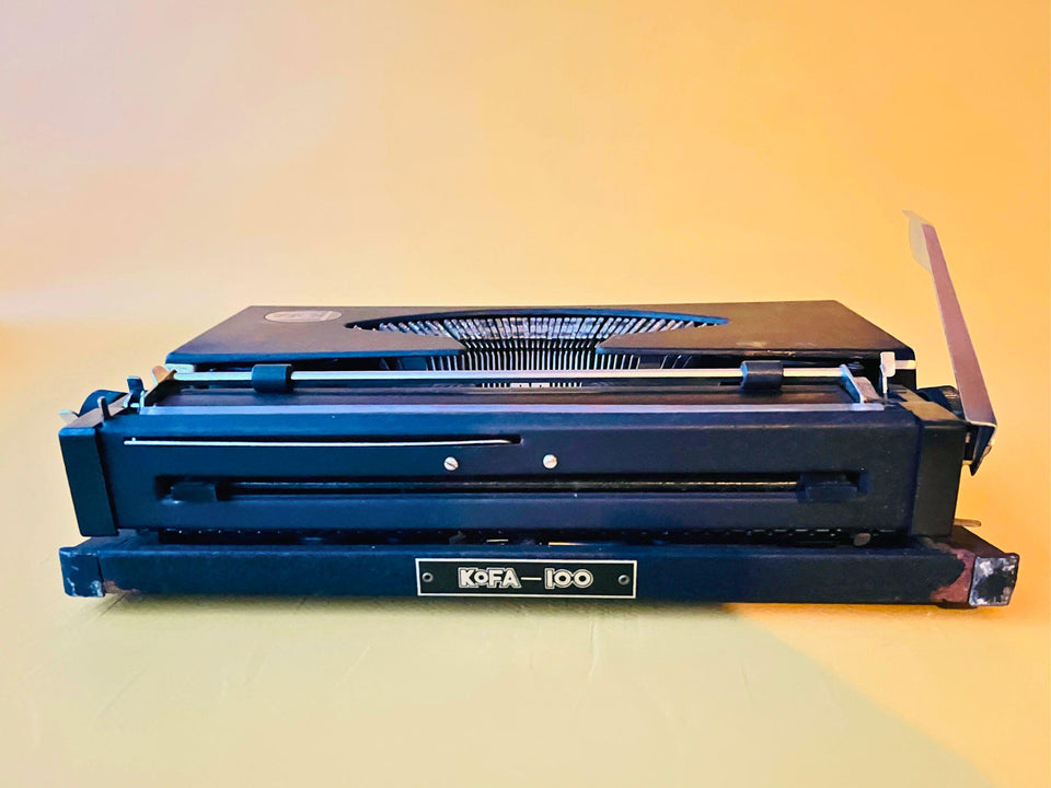 Kofa 100 Portable Typewriter - Working 1970s Manual Typewriter with Case - QWERTY
