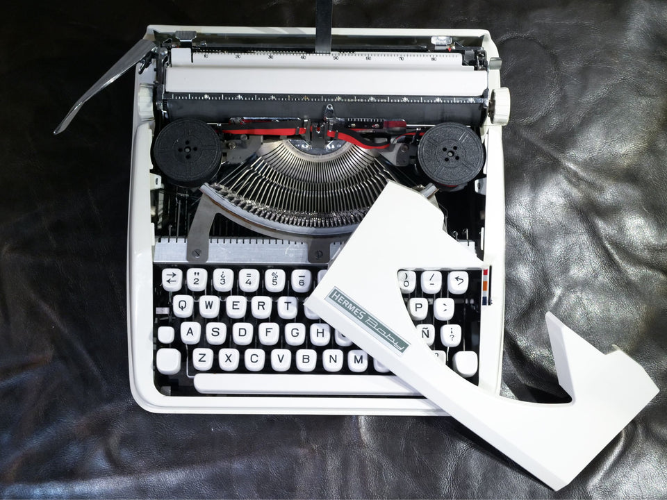 Hermes Baby | Arctic White | Swiss-Made Ultra-Portable Icon (1970s)