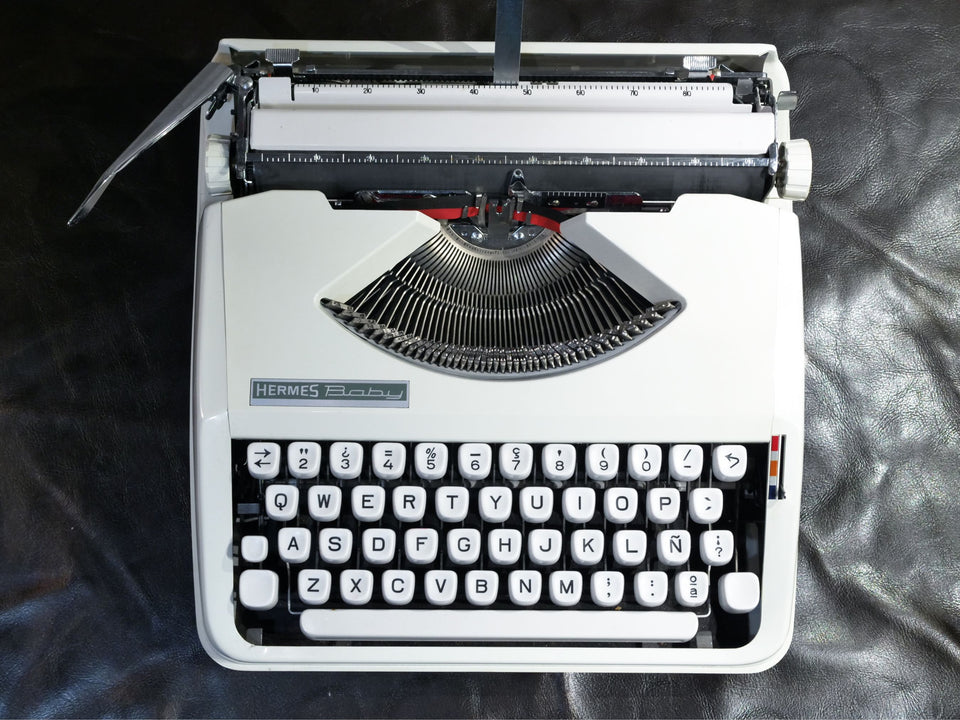 Hermes Baby | Arctic White | Swiss-Made Ultra-Portable Icon (1970s)