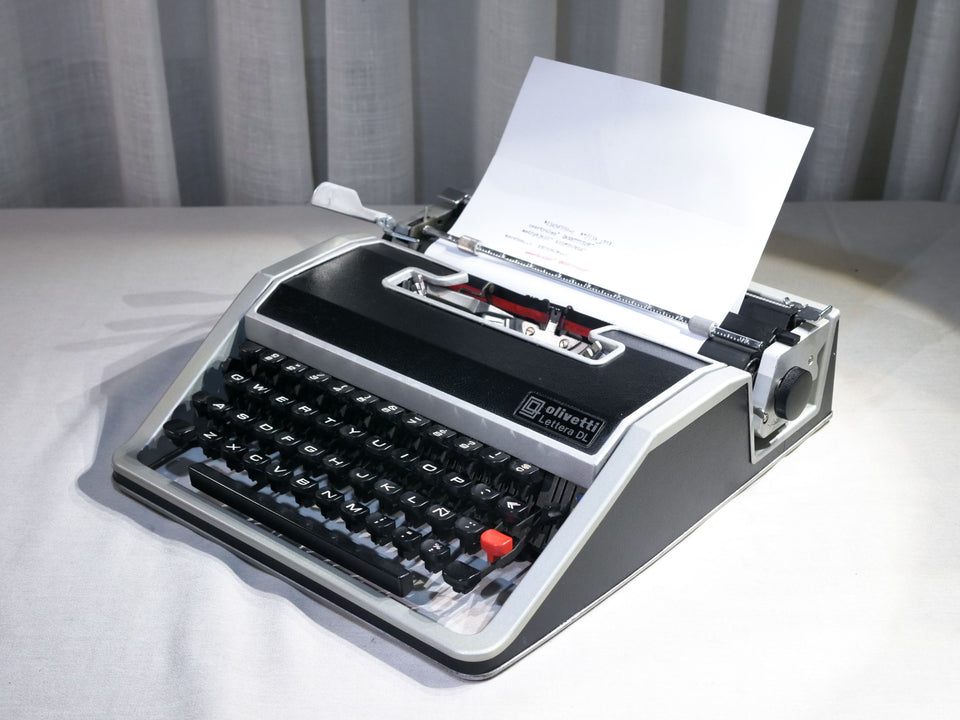Olivetti Lettera DL | Leather-Clad Executive | Sottsass Design Icon 1970s