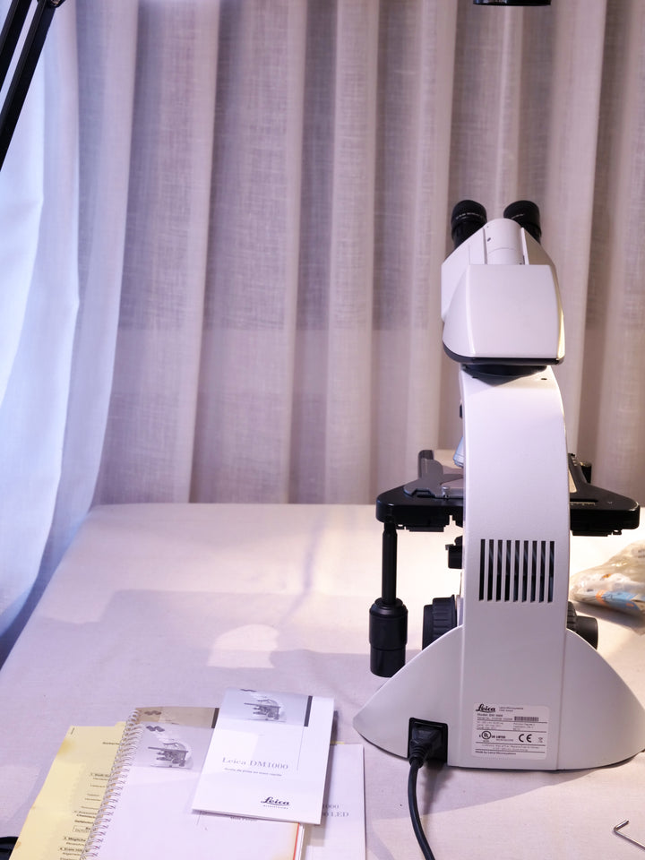Leica Microsystems DM1000 | Clinical Laboratory Microscope | 5 Objectives