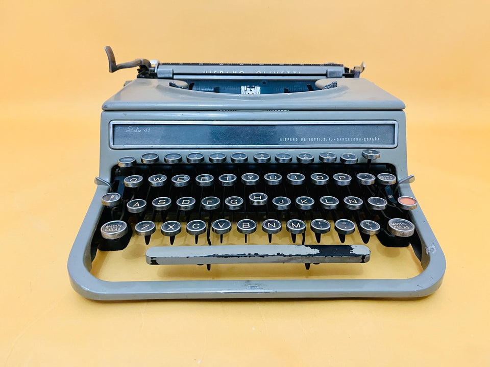 Hispano Olivetti Studio 46 front 