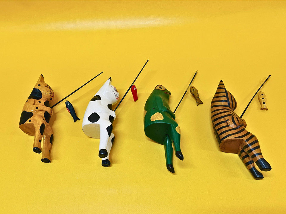 Hand-Carved Wooden Cat Figurines (Set of 4) - Rustic Folk Art Sculptures - Small Animal Decor