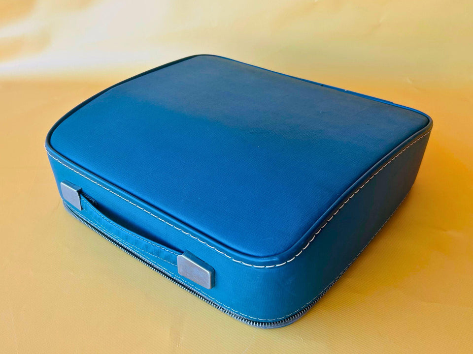 Brother De Luxe Portable Typewriter - Working 1970s Manual - Blue AZERTY