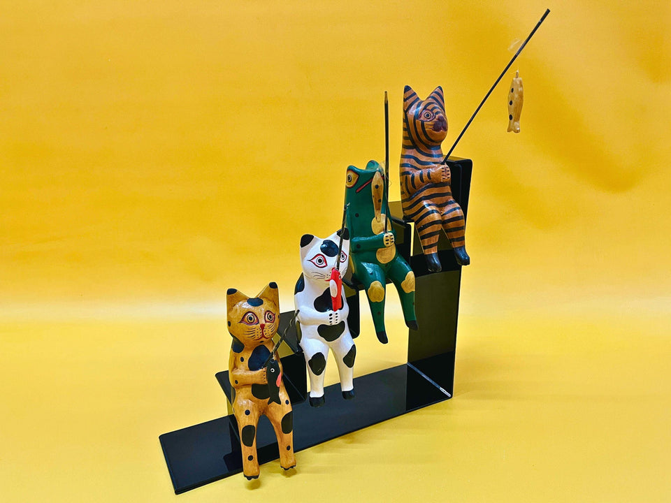 Hand-Carved Wooden Cat Figurines (Set of 4) - Rustic Folk Art Sculptures - Small Animal Decor